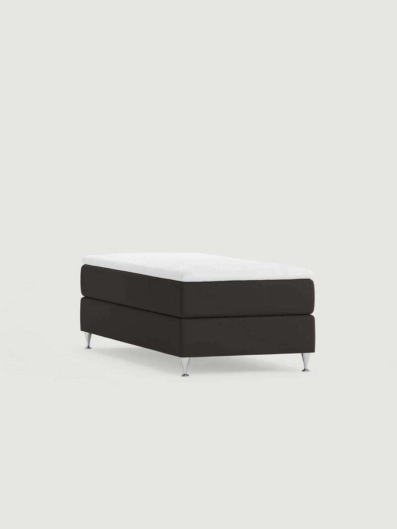 Säng Lindeström 140x210 Fast A.Black